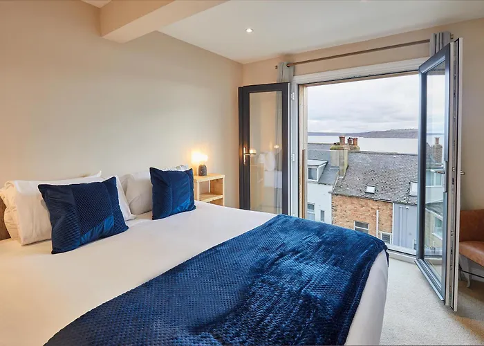 Host & - Watch House 別荘 スカーバラ